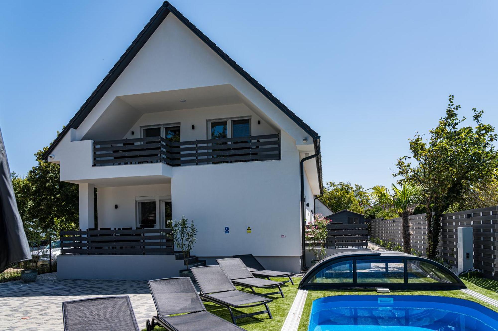 Balatonic Lime Apartmanhaz Siofok Luaran gambar